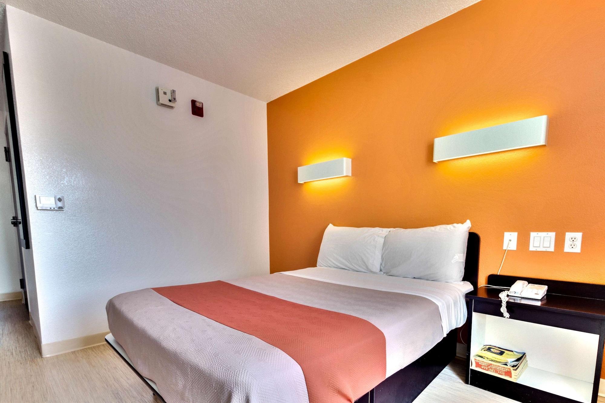 Motel 6-Lewisville, Tx - Dallas Екстериор снимка