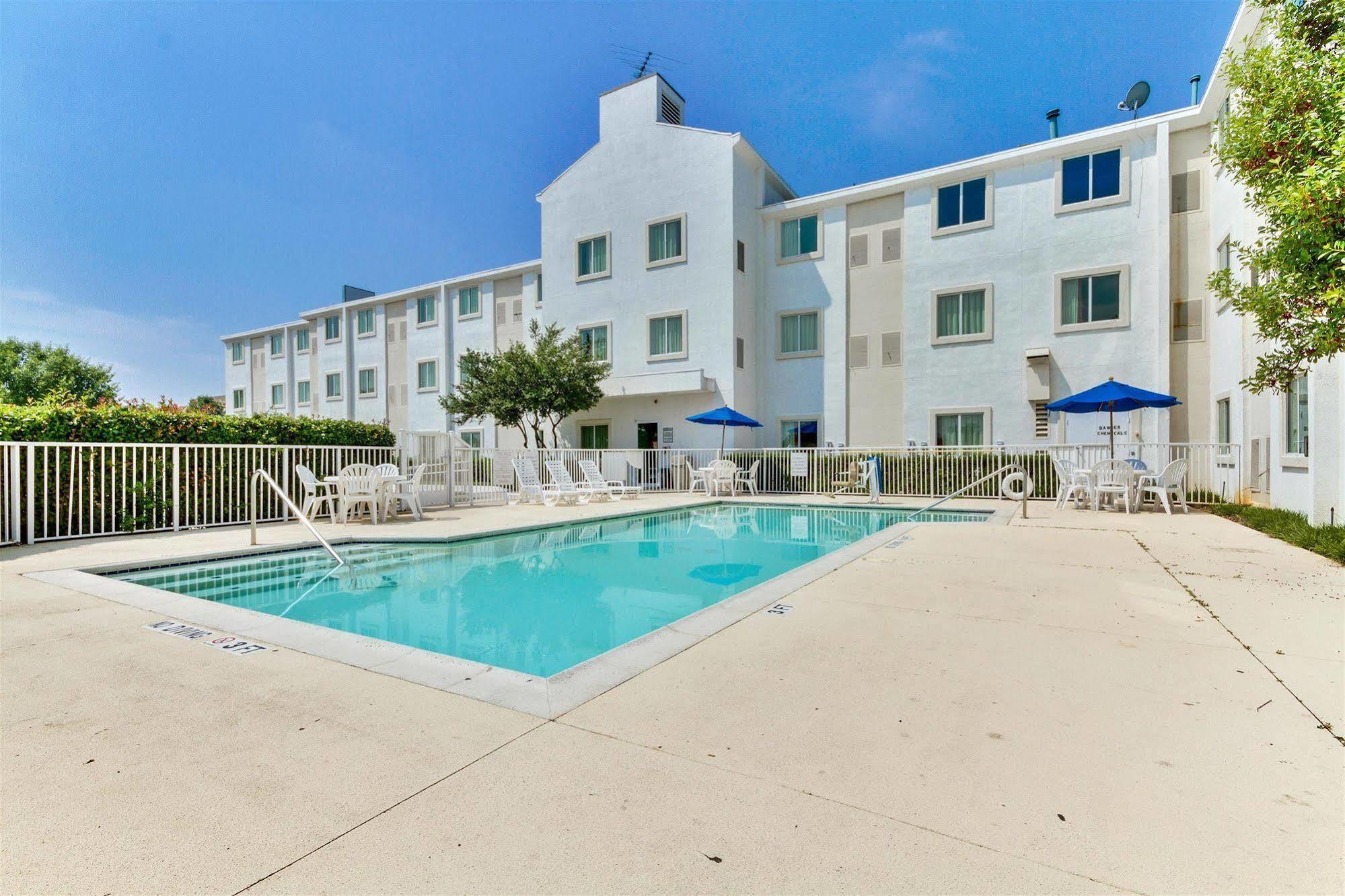 Motel 6-Lewisville, Tx - Dallas Екстериор снимка
